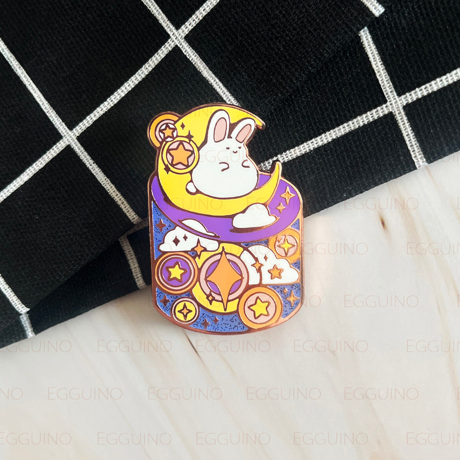 Enamel Pin: Moon Bun